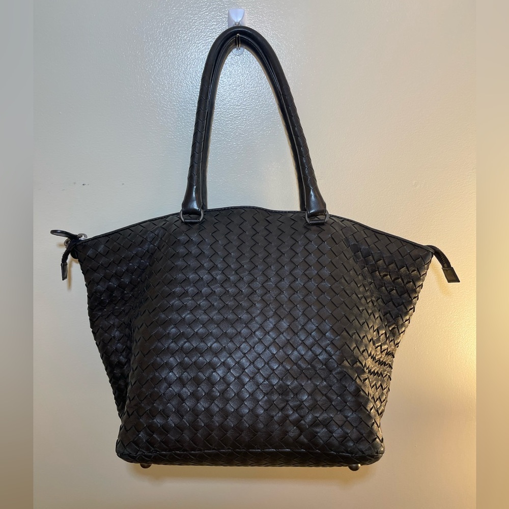 Bottega Veneta Leather Intrecciato Handle Bag